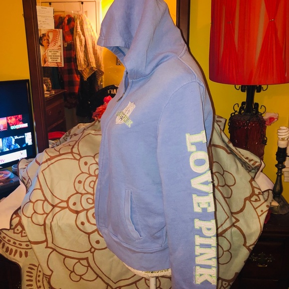 Rare Vintage VS Pink Paris Patch Hoodie - Picture 2 of 6